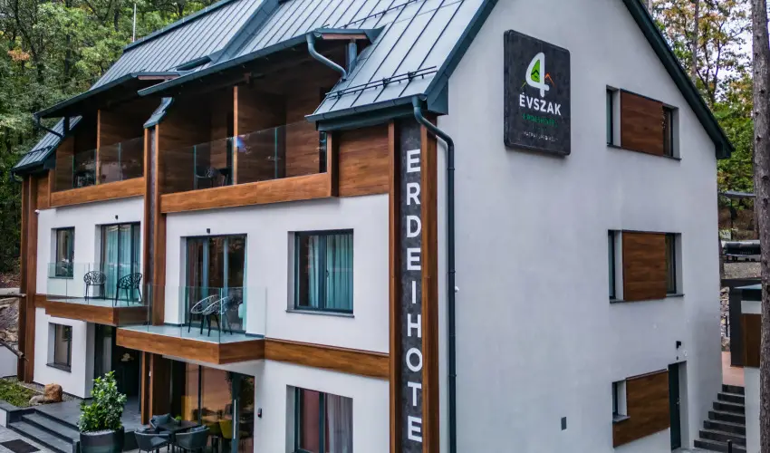 4 vszak Erdeihotel Mtrafred - Szilveszter (min. 2 j)
