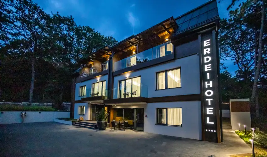 4 vszak Erdeihotel Mtrafred - Szilveszter (min. 2 j)