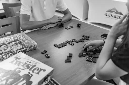 4 vszak Hegyihotel - Szilveszter (min. 2 j)