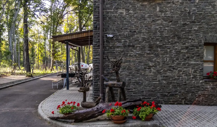 4 vszak Hegyihotel Mtrahza - Szilveszter (min. 2 j)