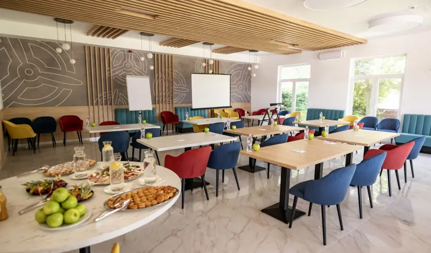 Airport Hotel Budapest Vecss - Szilveszter - teljes elrefizetssel (min. 3 j)