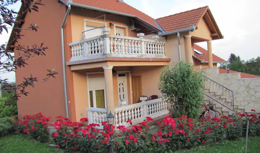 Alshegyi Apartmanok Zalakaros - Szilveszter