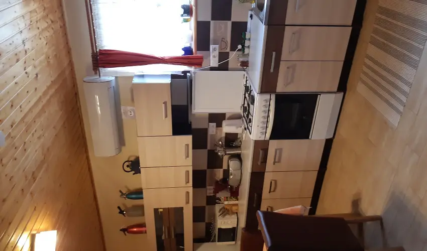 Andrea Vendghz Kehidakustny - Szilveszter (min. 3 j)