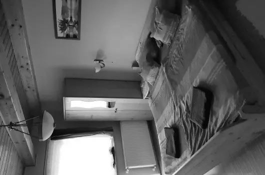 Andrea Vend�gh�z - Szilveszter (min. 2 �j)