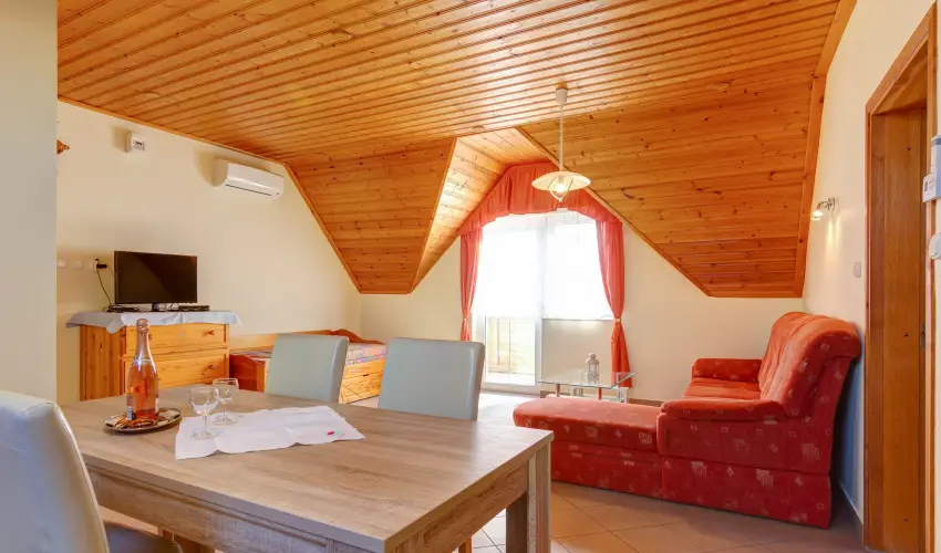 Andrea Villa Hvz - Szilveszter (min. 2 j)