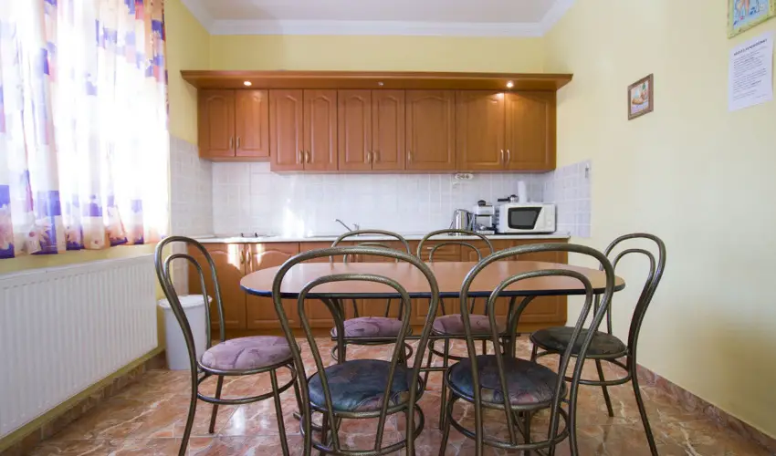 Anna Vendghz Hajdszoboszl - Szilveszter (min. 3 j)