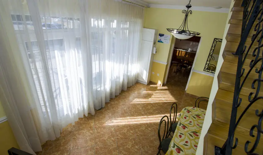 Anna Vendghz Hajdszoboszl - Szilveszter (min. 3 j)