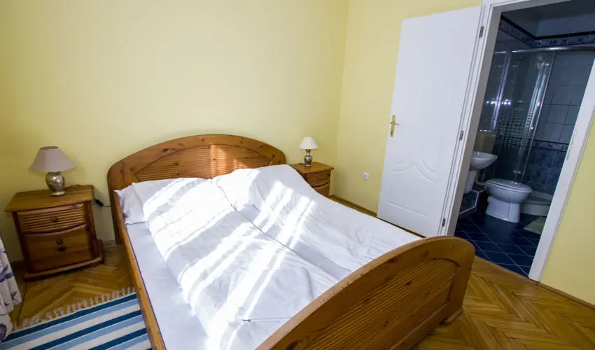 Anna Vendghz Hajdszoboszl - Szilveszter (min. 3 j)