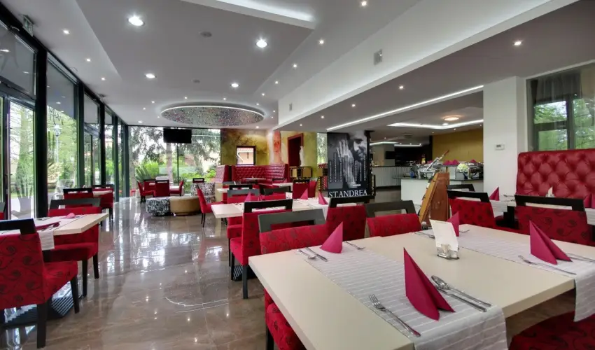 Aqua Hotel Gyula - Szilveszter (min. 3 j)