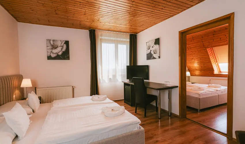 Aqua Hotel Gyula - Szilveszter (min. 2 j)