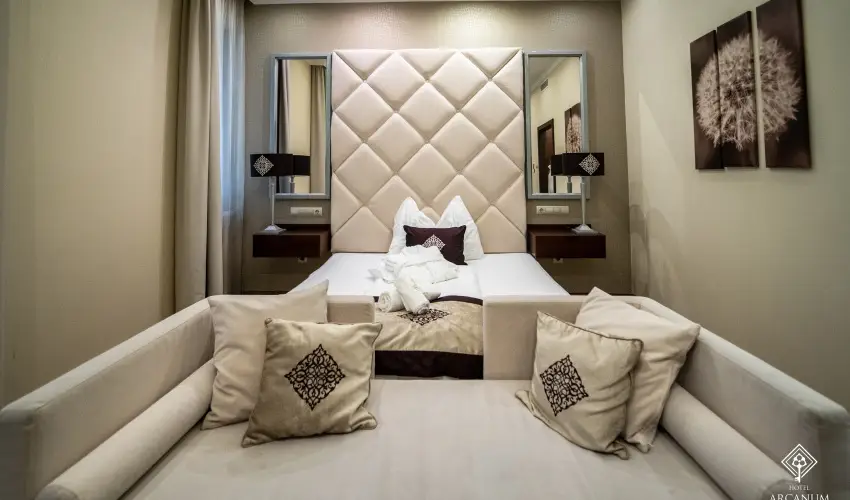 Arcanum Hotel B�k�scsaba - Szilveszteri �vb�cs�ztat� az Arcanum Hotelben 2026 (min. 3 �j)