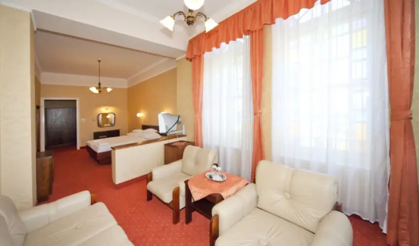 Astoria Hotel s tterem Balatonfred - Szilveszter (min. 2 j)
