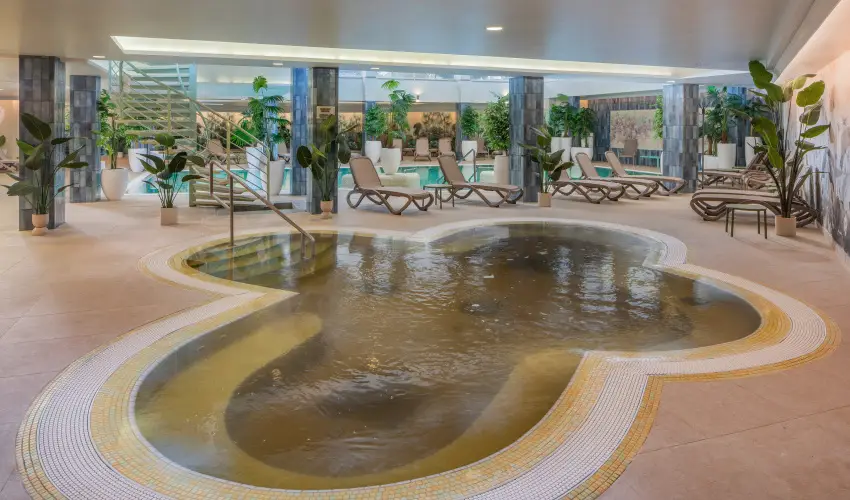 Hotel Atlantis Wellness & Conference Hajdszoboszl - Szilveszter (min. 3 j)