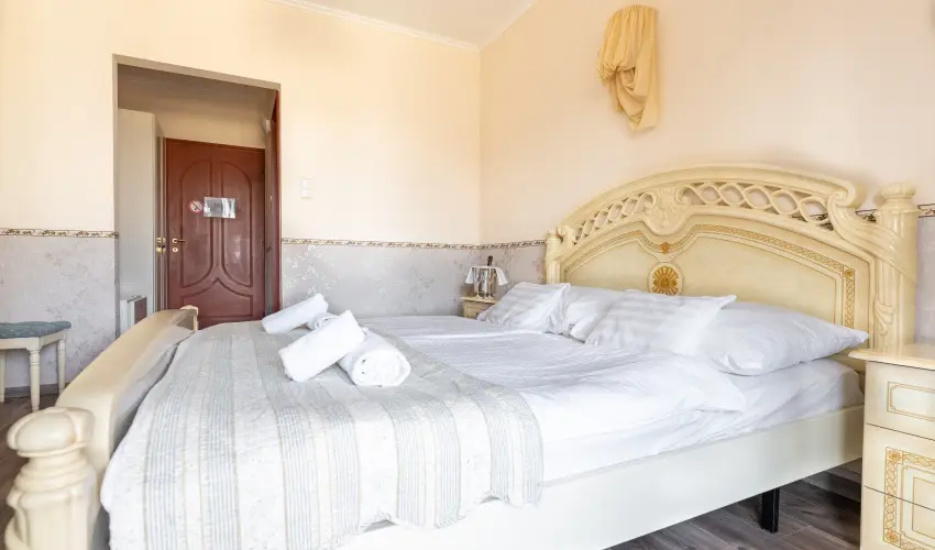 Bagolyvr Inrcs Inrcs - Szilveszter