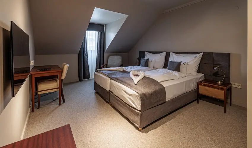 Barka Galria Hotel s tterem Tllya - Szilveszter