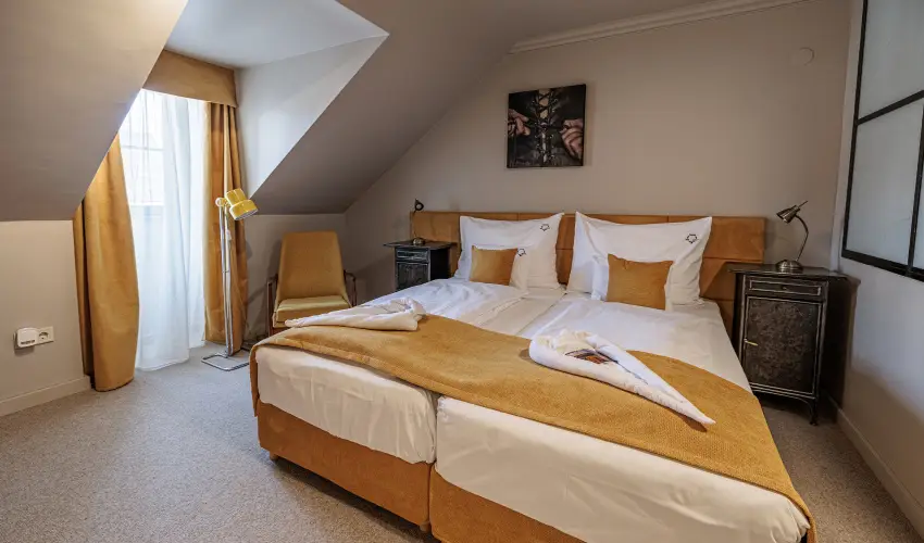 Barka Galria Hotel s tterem Tllya - Szilveszter