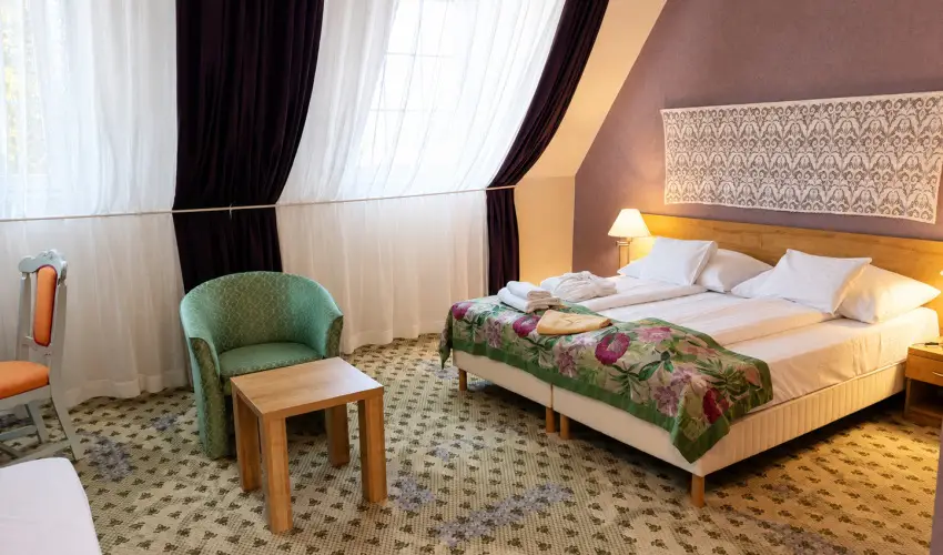 Batthy�ny Kast�lysz�ll� Zalacs�ny - Szilveszter - teljes el�refizet�ssel