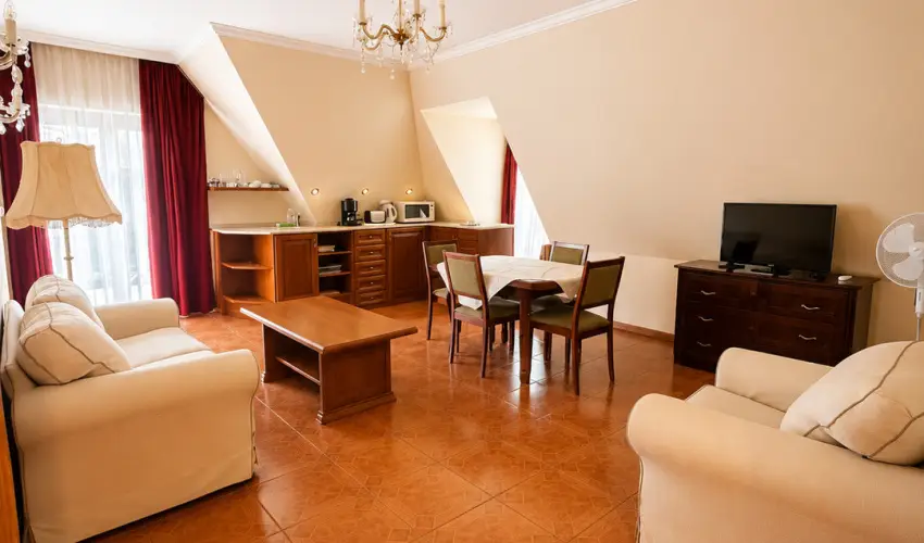 Batthy�ny Kast�lysz�ll� Zalacs�ny - Szilveszter - teljes el�refizet�ssel