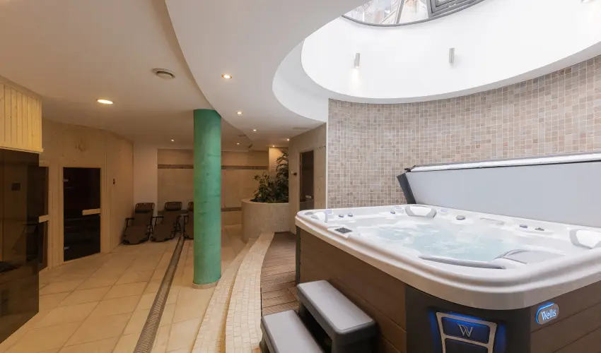 Bazilika alatti Panzi Esztergom - nnepi Wellness a Csillagok Alatt (min. 2 j)