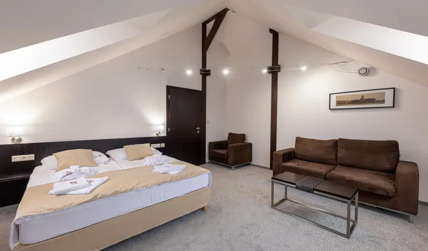 Bazilika alatti Panzi Esztergom - nnepi Wellness a Csillagok Alatt (min. 2 j)