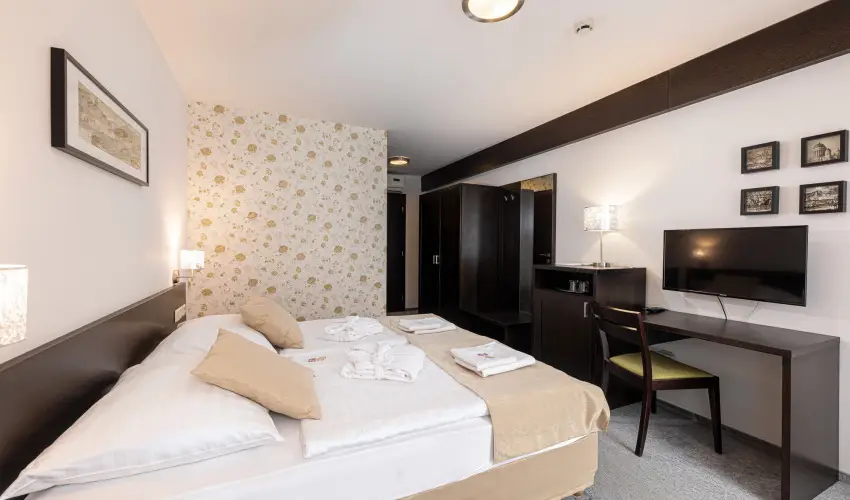 Bazilika alatti Panzi Esztergom - nnepi Wellness a Csillagok Alatt (min. 2 j)