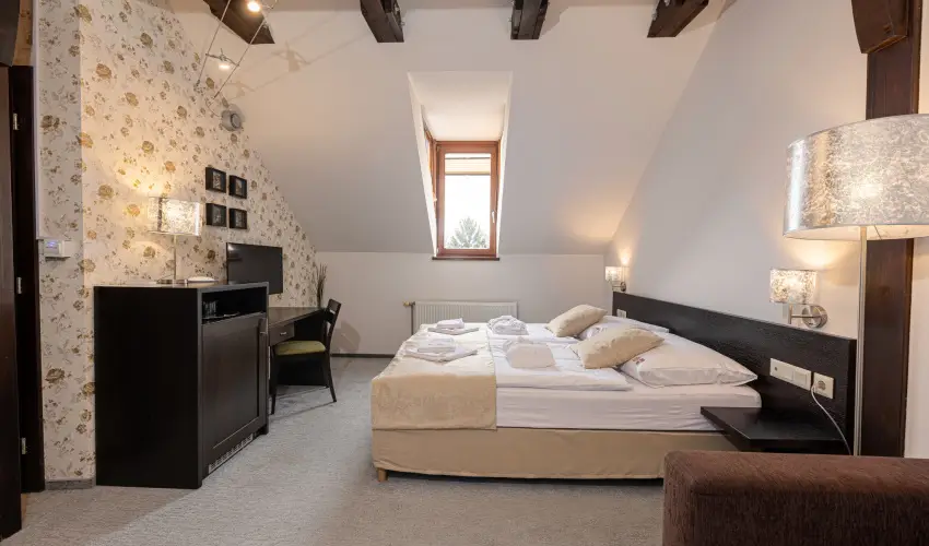 Bazilika alatti Panzi Esztergom - nnepi Wellness a Csillagok Alatt (min. 2 j)