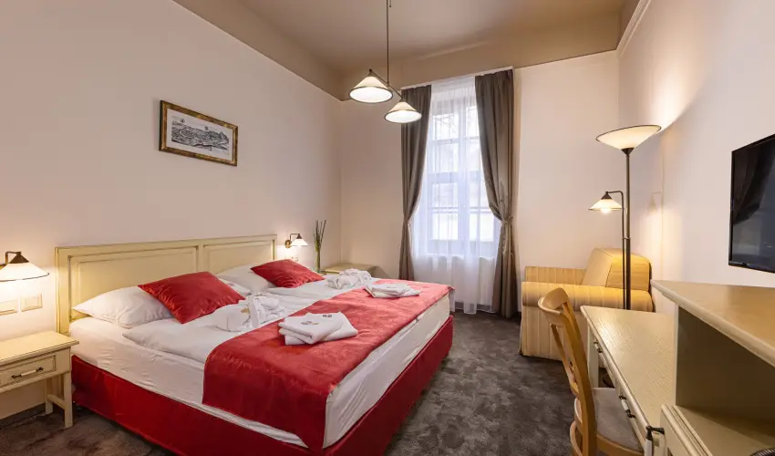 Bazilika alatti Panzi Esztergom - nnepi Wellness a Csillagok Alatt (min. 2 j)