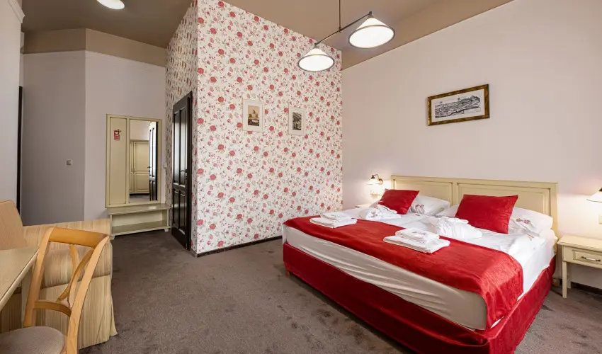 Bazilika alatti Panzi Esztergom - nnepi Wellness a Csillagok Alatt (min. 2 j)