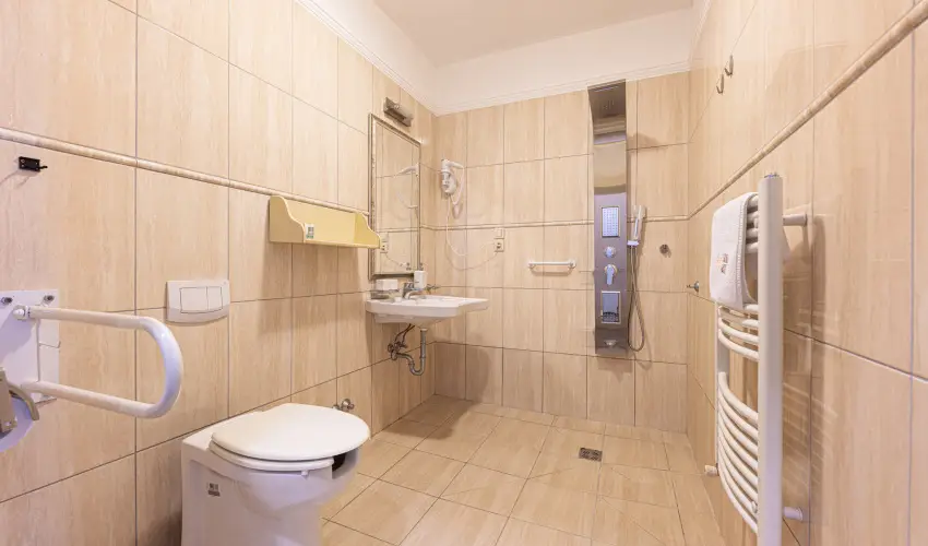 Bazilika alatti Panzi Esztergom - nnepi Wellness a Csillagok Alatt (min. 2 j)