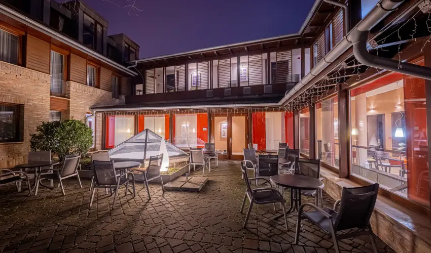 Bazilika alatti Panzi Esztergom - nnepi Wellness a Csillagok Alatt (min. 2 j)