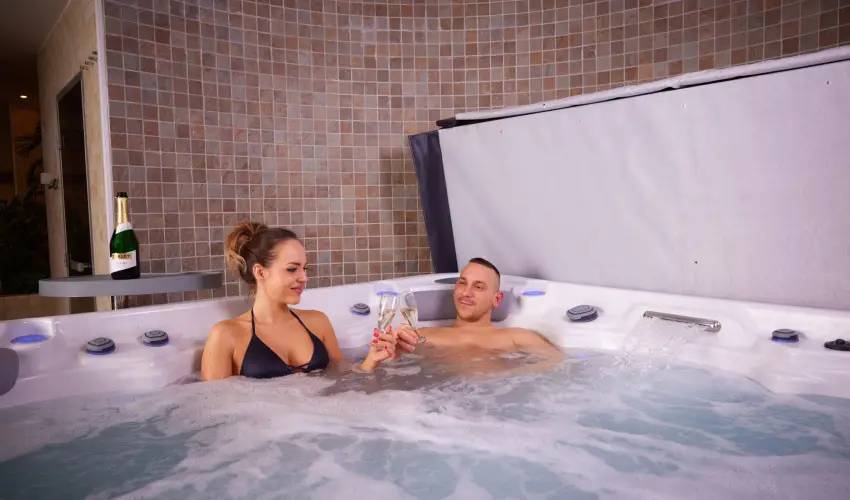 Bazilika alatti Panzi Esztergom - nnepi Wellness a Csillagok Alatt (min. 2 j)