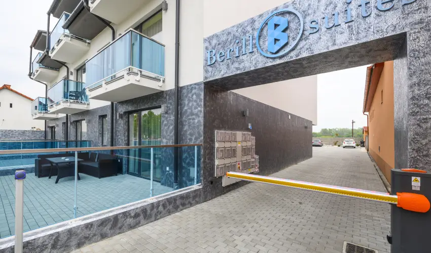Berill Suites Srvr - Szilveszter (min. 2 j)