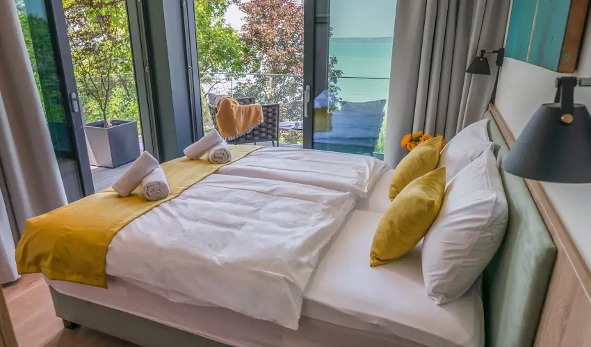 BJ81 Suite Hotel Sifok - Szilveszter (min. 3 j)
