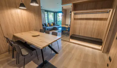 BJ81 Suite Hotel Sifok