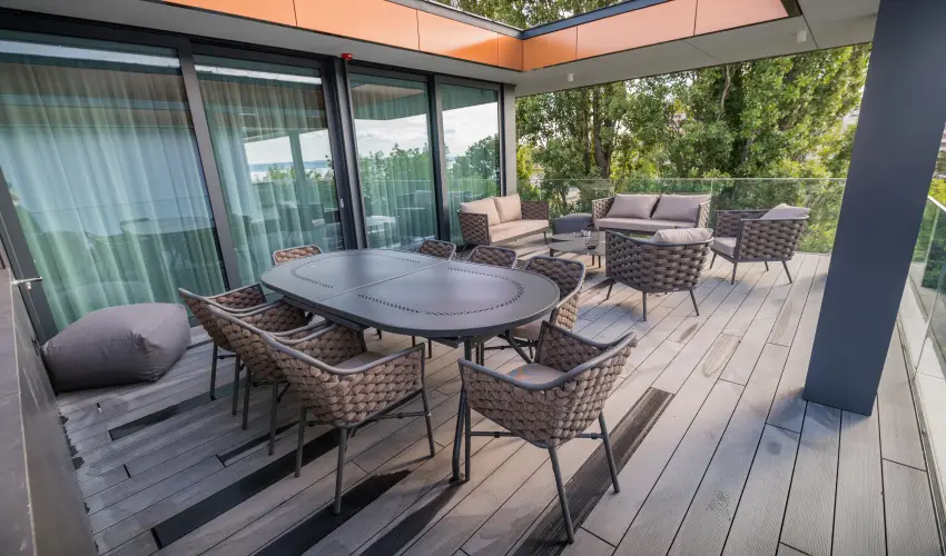 BJ81 Suite Hotel Sifok - Szilveszter (min. 3 j)