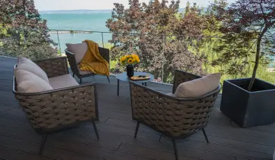 BJ81 Suite Hotel Sifok