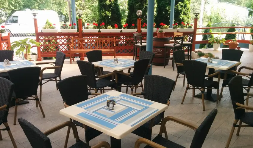 Boglrka Panzi-tterem  Mezkvesd - Szilveszter (min. 3 j)