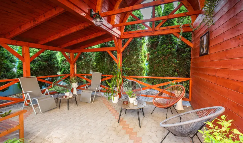 Boglrka Panzi-tterem  Mezkvesd - Szilveszter (min. 3 j)