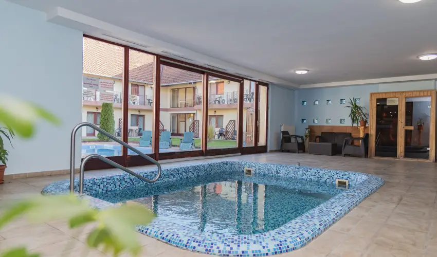 Boni Csal�di Wellness Hotel Zalakaros - Szilveszter (min. 2 �j)