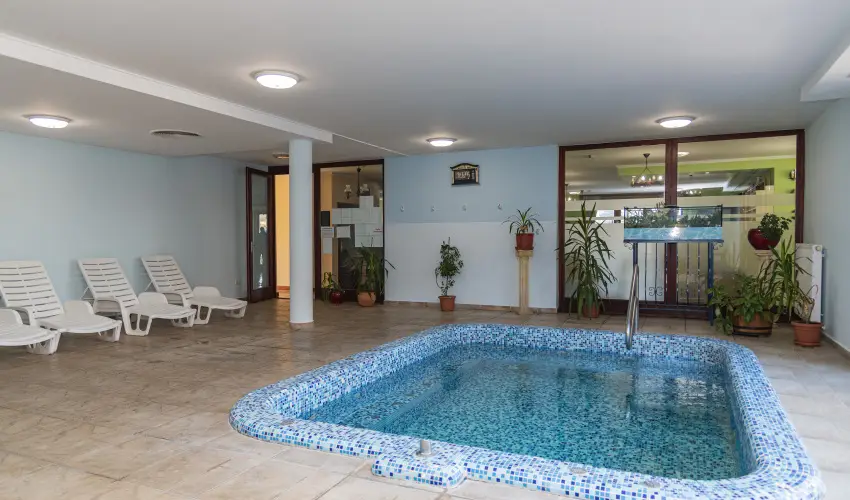 Boni Csal�di Wellness Hotel Zalakaros - Szilveszter (min. 2 �j)