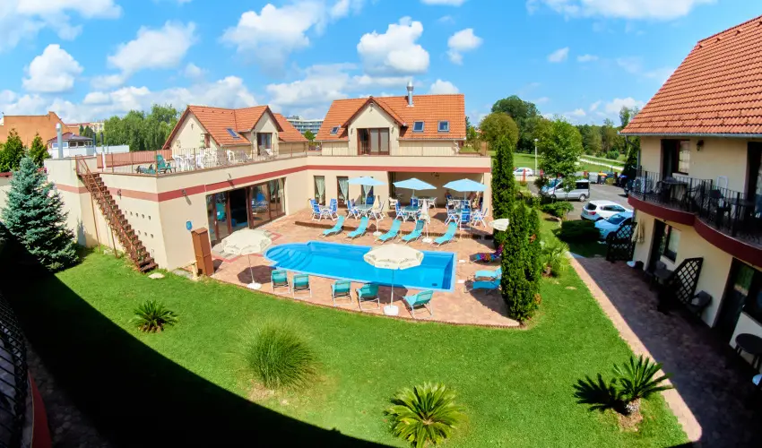 Boni Csal�di Wellness Hotel Zalakaros - Szilveszter (min. 2 �j)