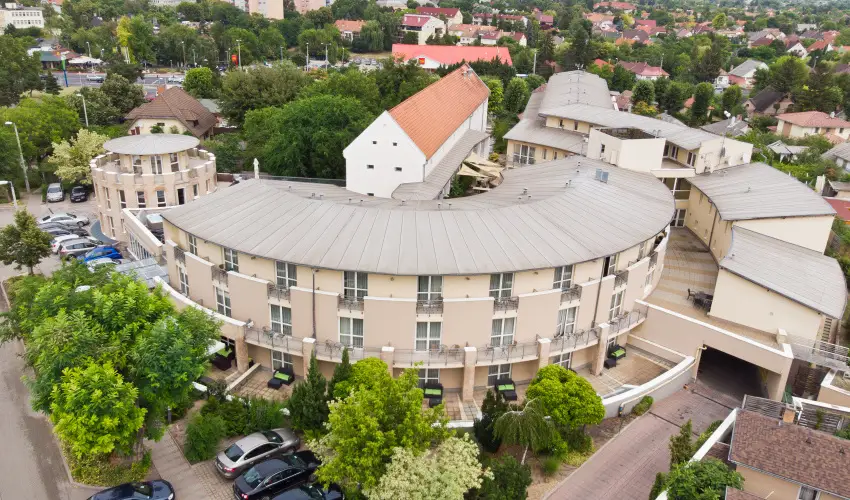 CE Plaza Hotel Sifok - Fergeteges CE Plaza szilveszter (min. 3 j)