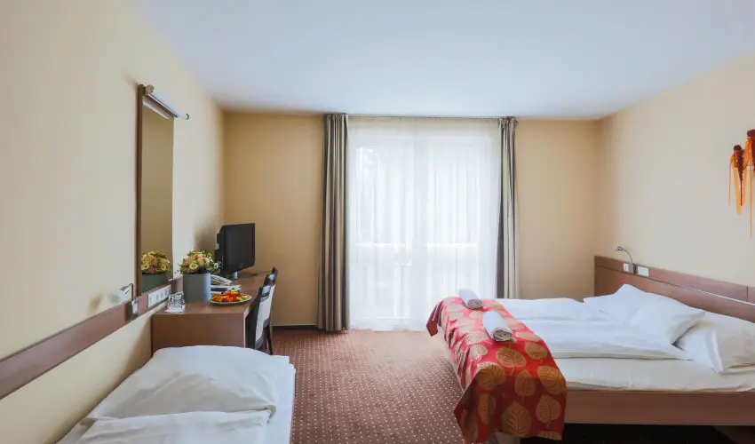 CE Plaza Hotel Sifok - Fergeteges CE Plaza szilveszter (min. 3 j)