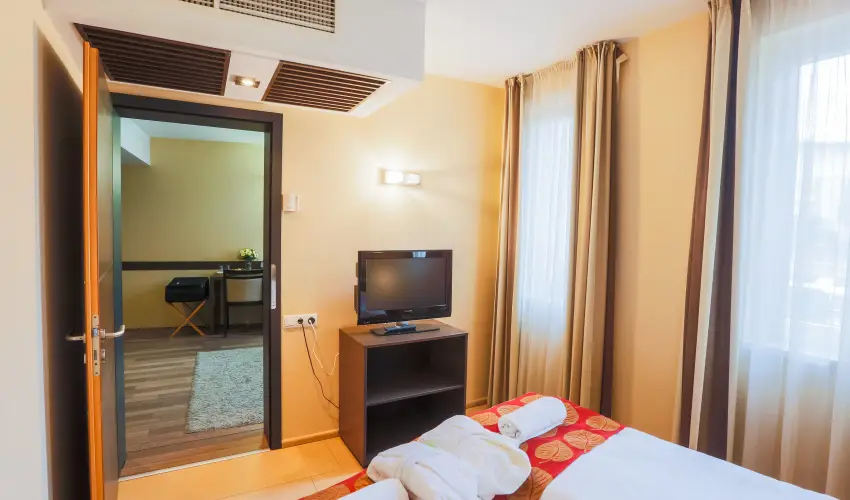 CE Plaza Hotel Sifok - Fergeteges CE Plaza szilveszter (min. 3 j)