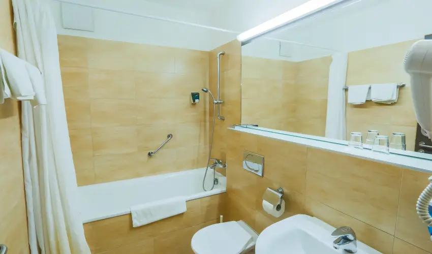 CE Plaza Hotel Sifok - Fergeteges CE Plaza szilveszter (min. 3 j)