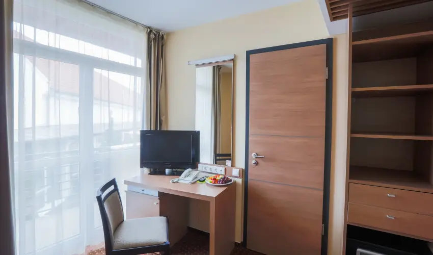 CE Plaza Hotel Sifok - Fergeteges CE Plaza szilveszter (min. 3 j)