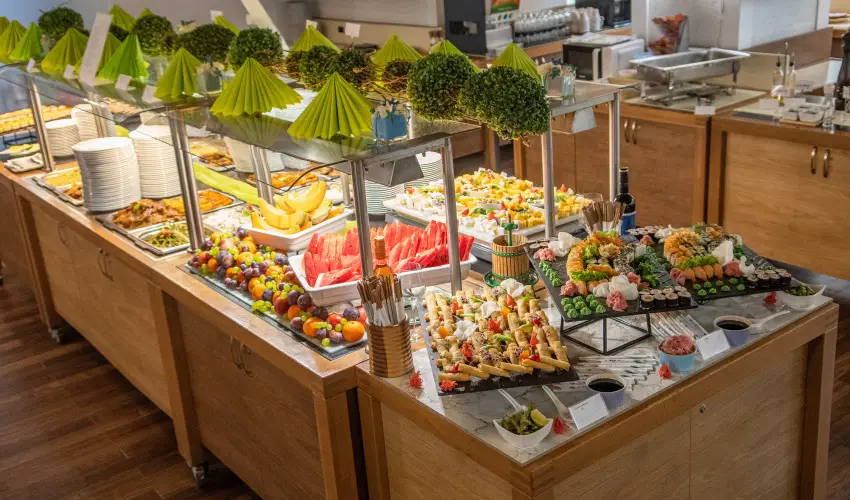 CE Plaza Hotel Sifok - Fergeteges CE Plaza szilveszter (min. 3 j)