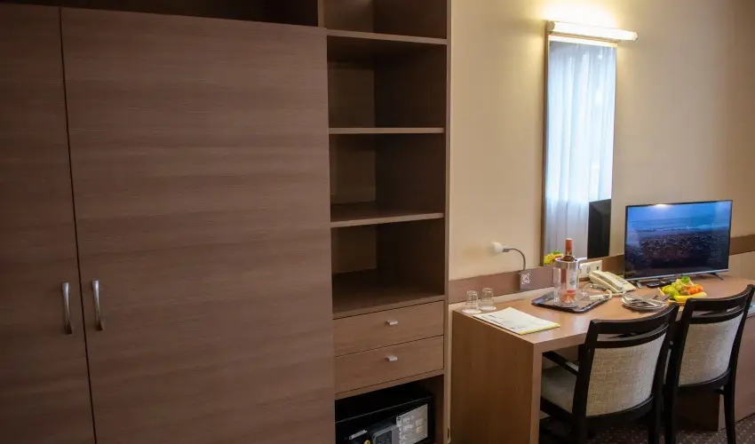 CE Plaza Hotel Sifok - Fergeteges CE Plaza szilveszter (min. 3 j)