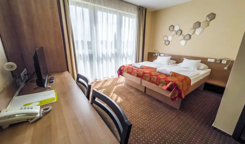 CE Plaza Hotel Sifok - Fergeteges CE Plaza szilveszter (min. 3 j)