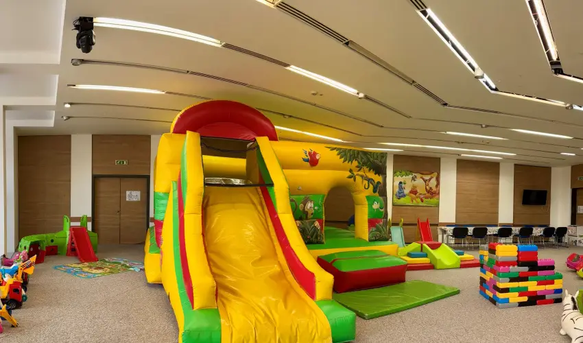 CE Plaza Hotel Sifok - Fergeteges CE Plaza szilveszter (min. 3 j)